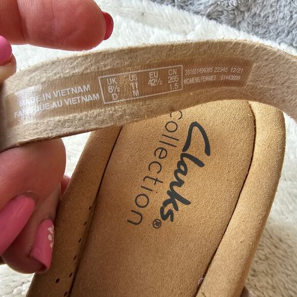 Clarks Women's Giselle Sea Suede Slingback Platform Wedge Sandals Size 11M Beige - Picture 6 of 6